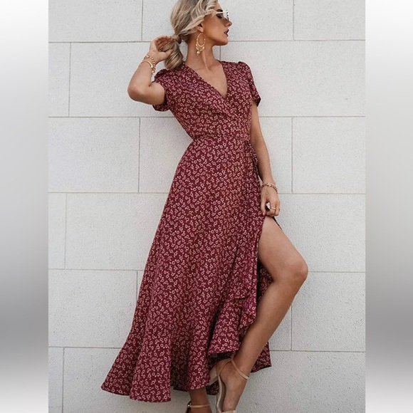 Pretty garden wrap dress - Picture 2 of 4